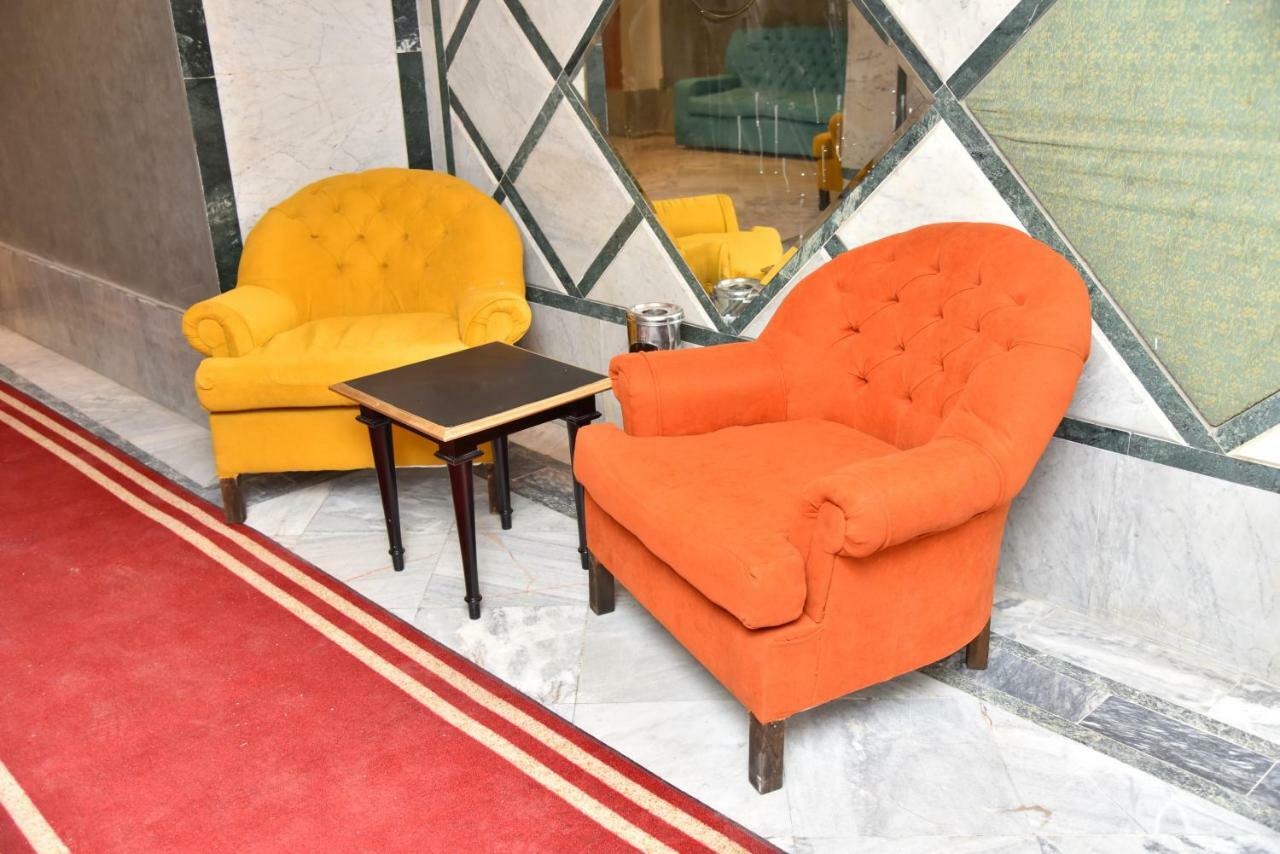 Royal Pyramids Hotel Il Il Cairo Esterno foto