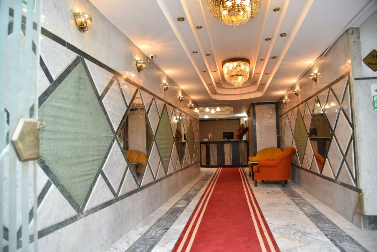 Royal Pyramids Hotel Il Il Cairo Esterno foto