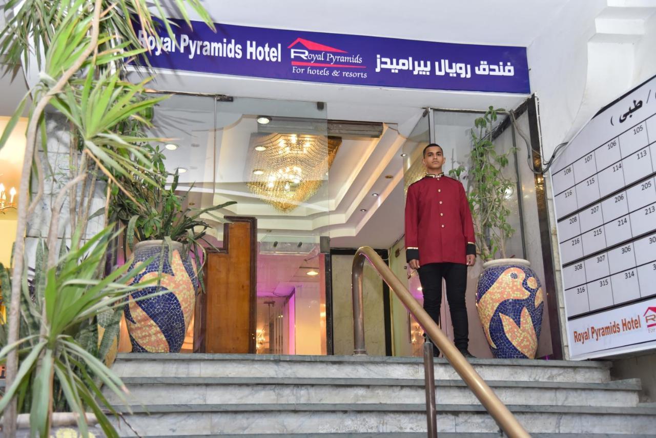 Royal Pyramids Hotel Il Il Cairo Esterno foto